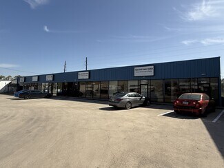 Plus de détails pour 527 Barren Springs Dr, Houston, TX - Local commercial à louer