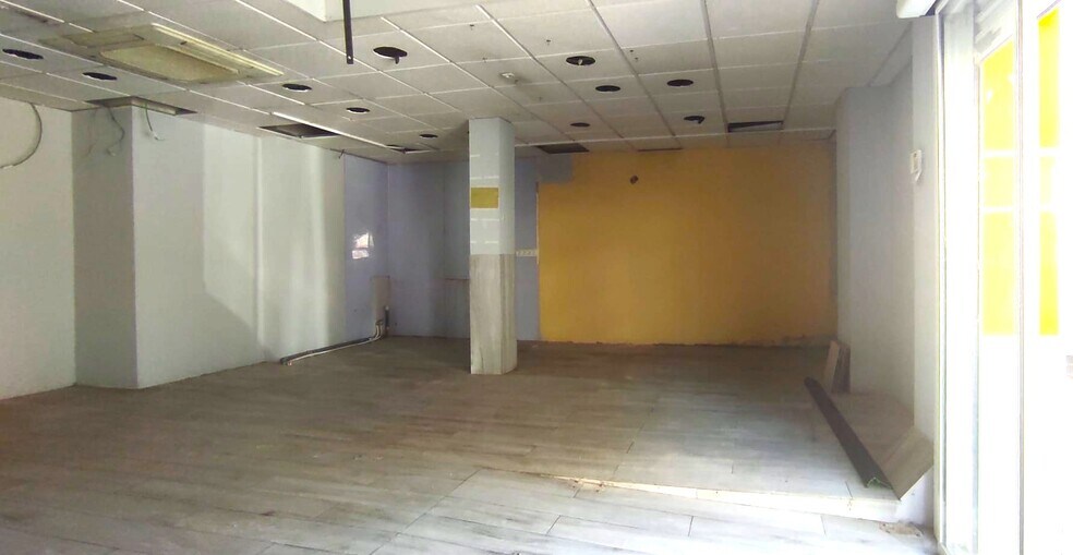 Calle Pegaso, 26, Madrid, Madrid à louer - Photo de l’immeuble – Image 3 sur 14