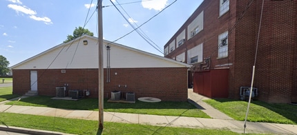 621 Clarence Gaines St, Paducah, KY à louer Photo de l’immeuble– Image 2 sur 3