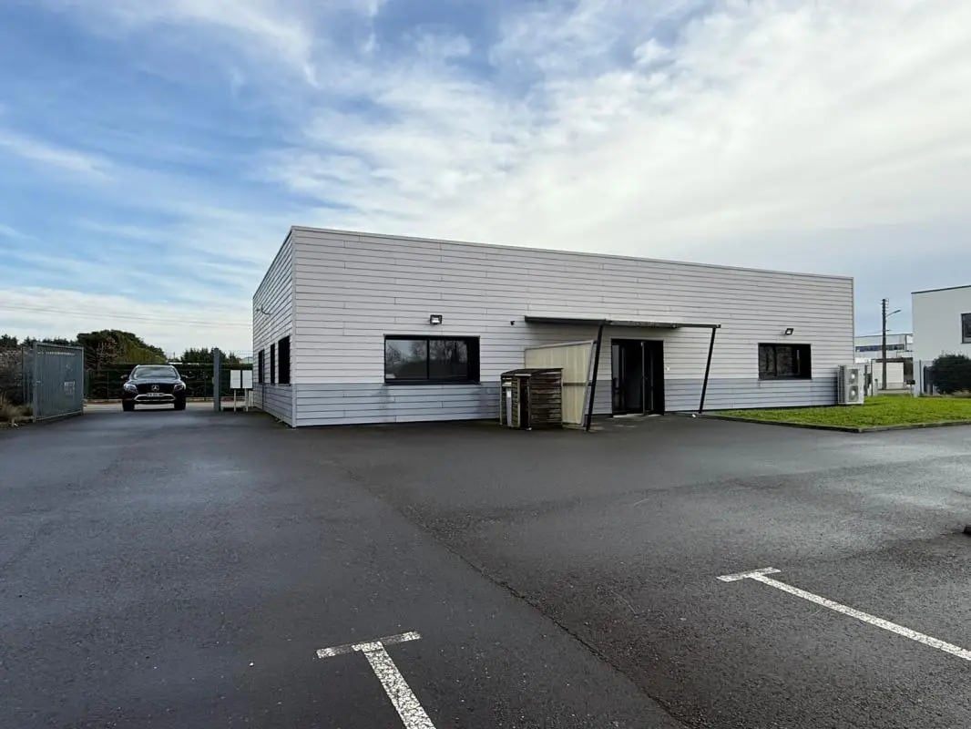 Bureau dans Les Sorinières à louer Photo de l’immeuble– Image 1 sur 5