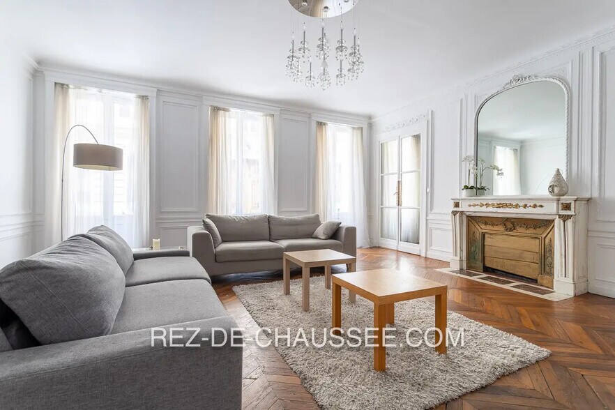 Bureau dans Paris à vendre - Photo de l’immeuble – Image 3 sur 11