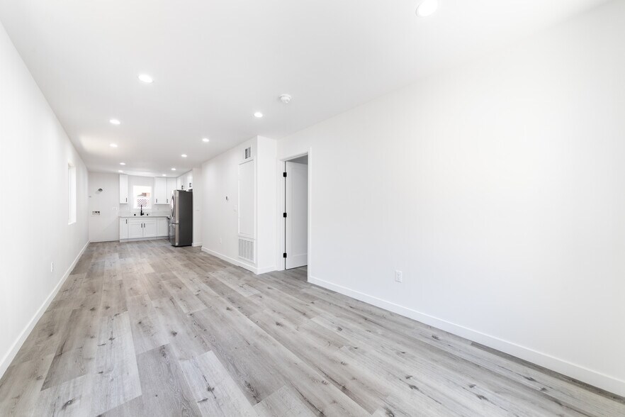 6087 Horner St, Los Angeles, CA à vendre - Photo intérieure – Image 3 sur 9