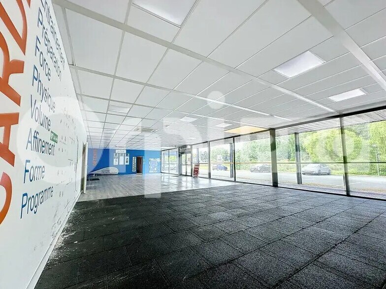 Local commercial dans Montluçon à louer - Photo de l’immeuble – Image 3 sur 13