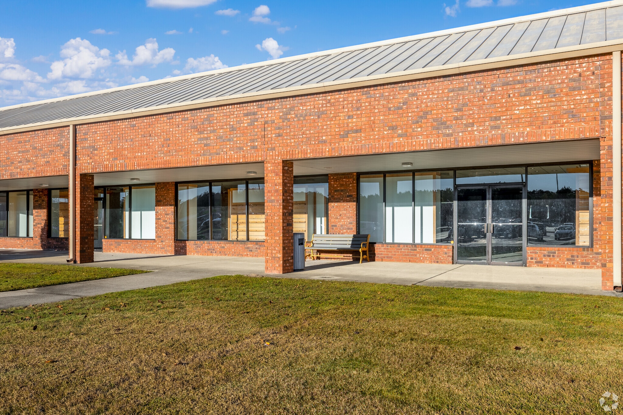 11 Gateway Blvd S, Savannah, GA à louer Photo de l’immeuble– Image 1 sur 6