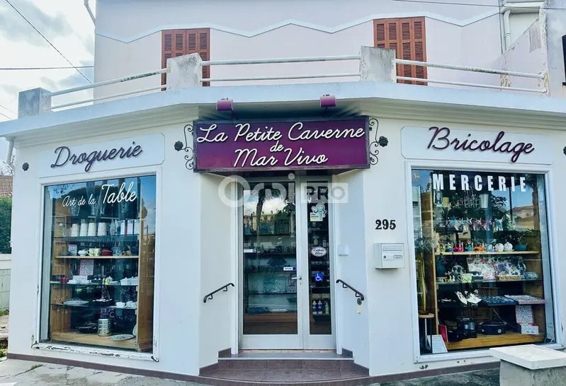 Local commercial dans La Seyne-sur-Mer à louer Photo de l’immeuble– Image 1 sur 13