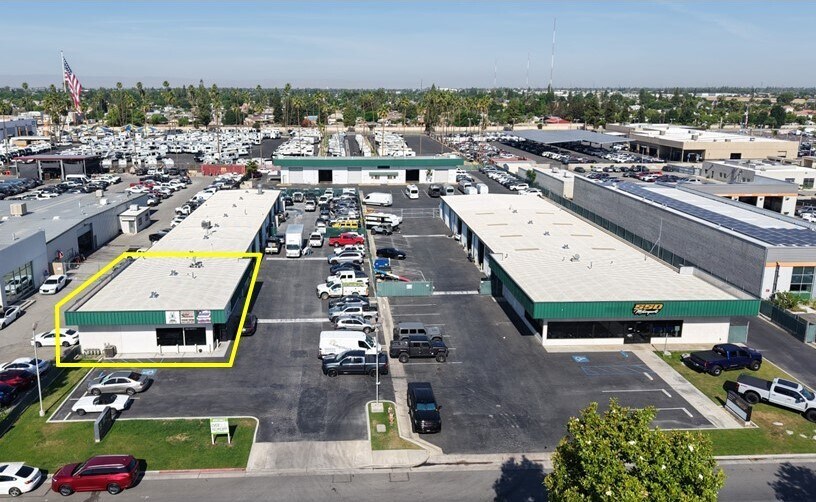 5403 Gasoline Alley Dr, Bakersfield, CA à louer - Photo de l’immeuble – Image 1 sur 9