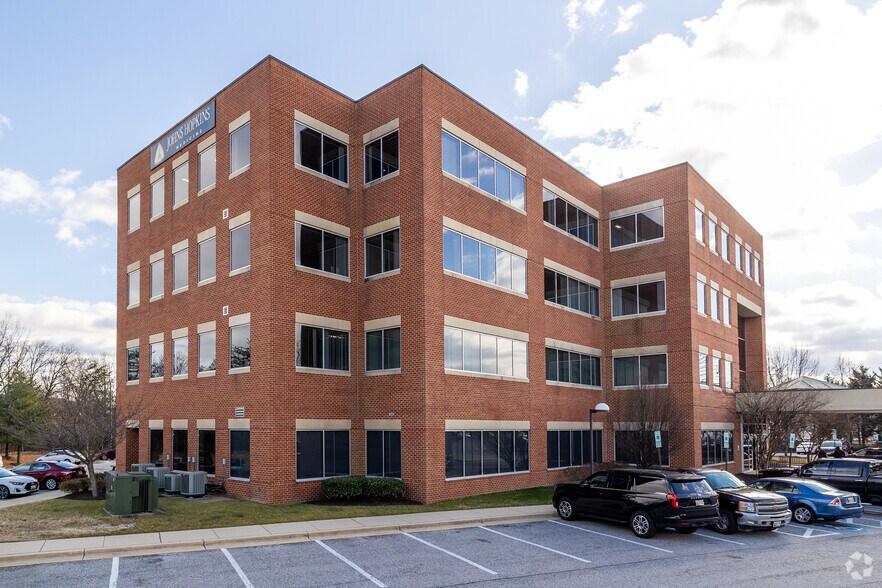 7671 Quarterfield Rd, Glen Burnie, MD à louer - Photo de l’immeuble – Image 3 sur 3