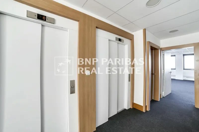 Bureau dans Nice à louer - Hall d’entrée – Image 3 sur 13