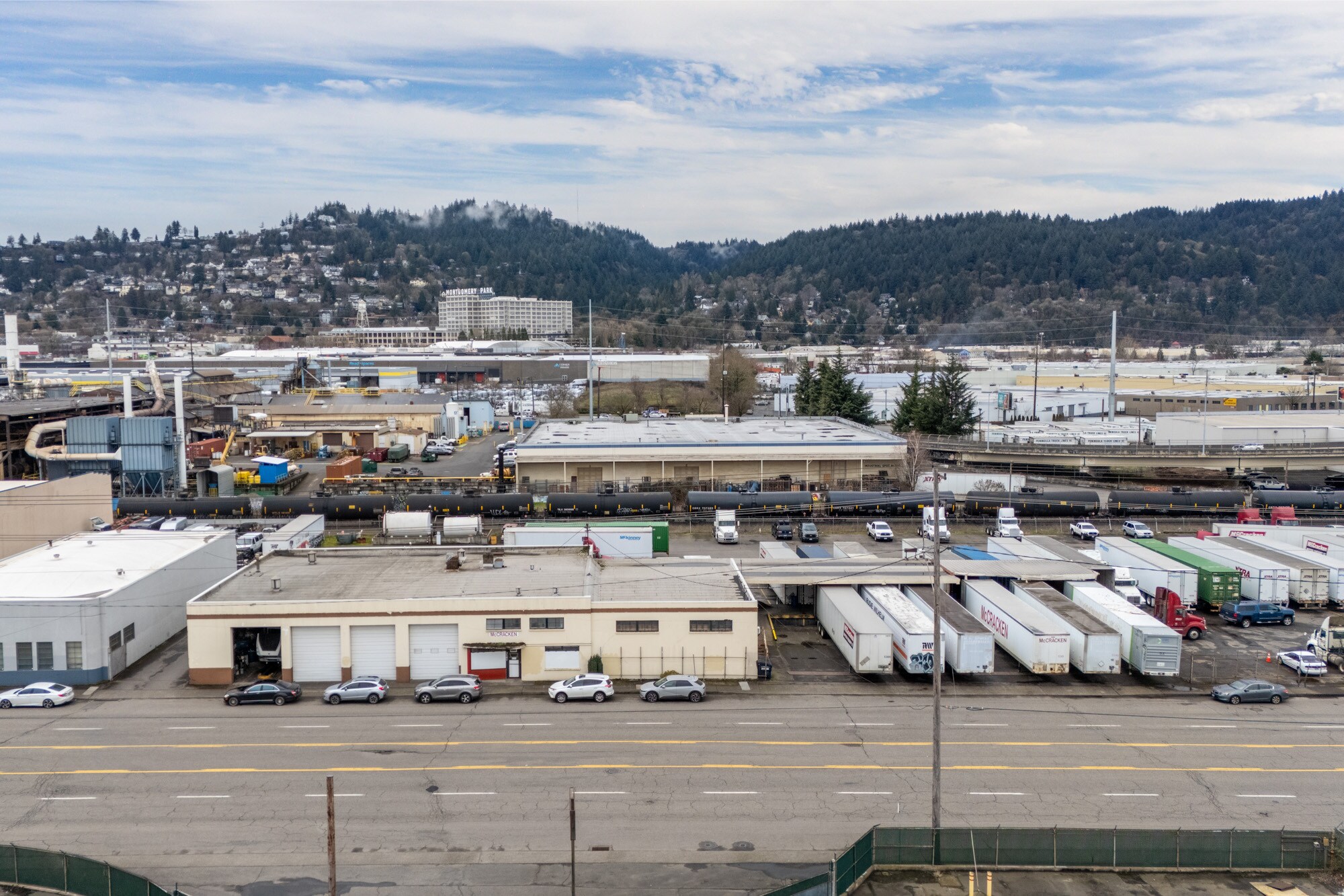 3147 NW Front Ave, Portland, OR à louer Photo de l’immeuble– Image 1 sur 7