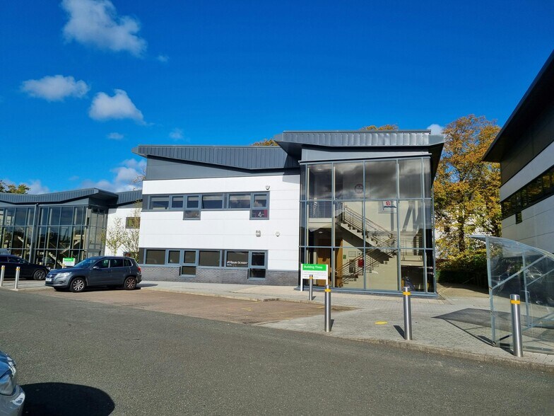4 Marchfield Dr, Paisley à louer - Photo principale – Image 1 sur 1