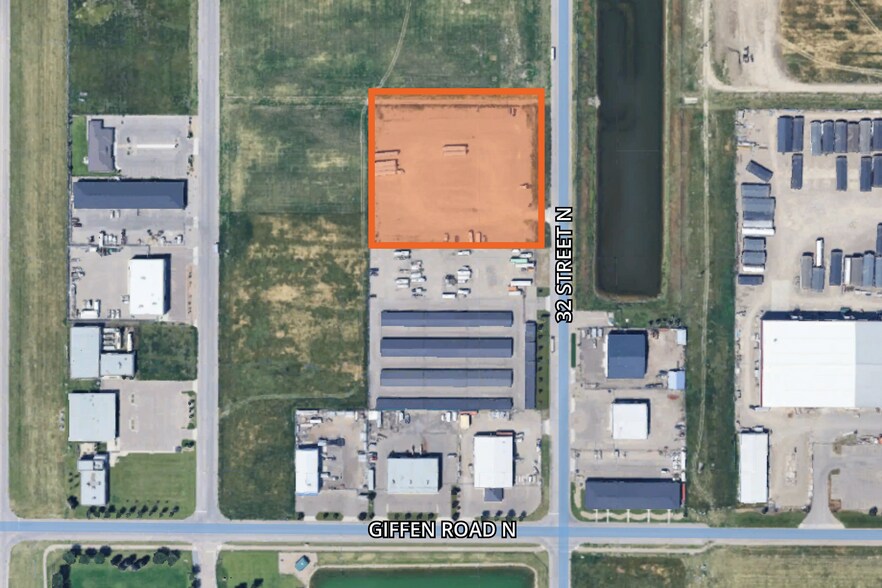 3790 32nd St N, Lethbridge, AB à vendre - Aérien – Image 2 sur 2