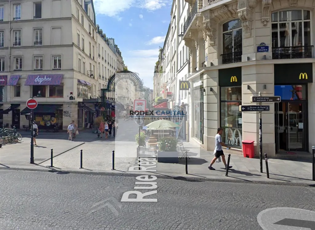 Local commercial dans Paris à louer Photo de l’immeuble– Image 1 sur 4