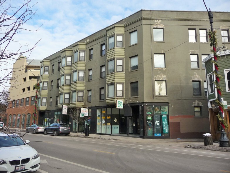 2521 N Lincoln Ave, Chicago, IL à louer - Photo de l’immeuble – Image 2 sur 8