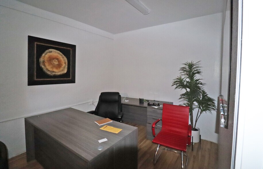 1604-1628 Main St, Springfield, OR à louer - Photo de l’immeuble – Image 3 sur 5