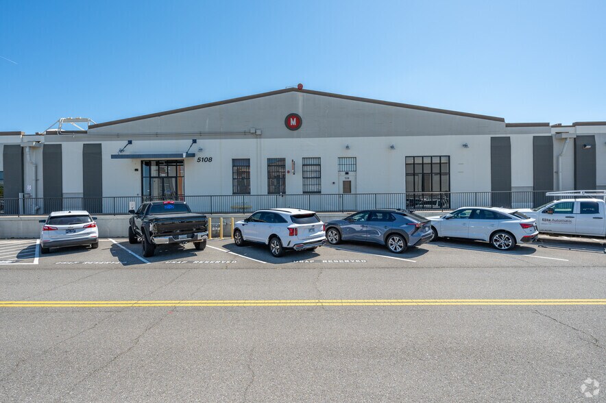 5022 Bailey Loop, Mcclellan, CA à louer - Photo de l’immeuble – Image 2 sur 9