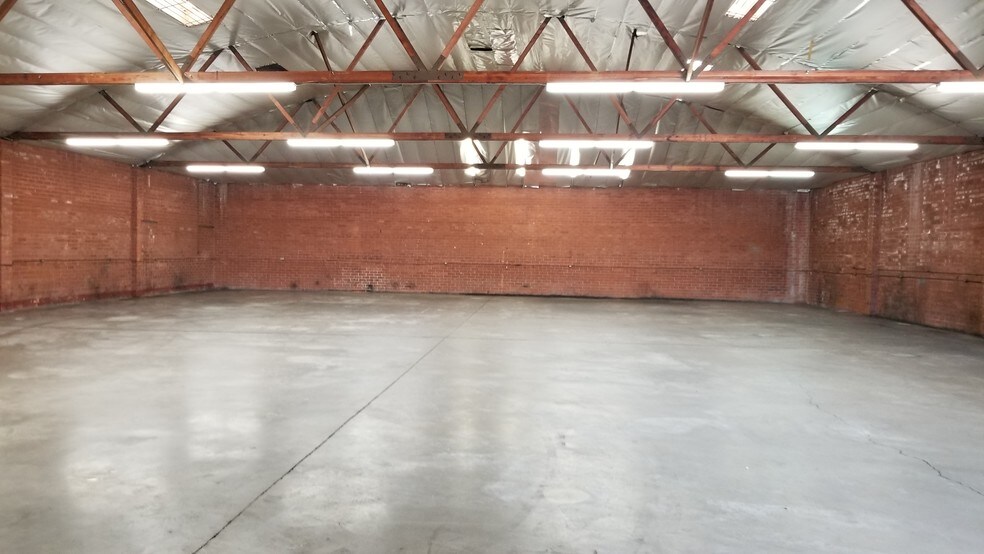 1837 W Artesia Blvd, Gardena, CA à vendre - Photo de l’immeuble – Image 3 sur 5