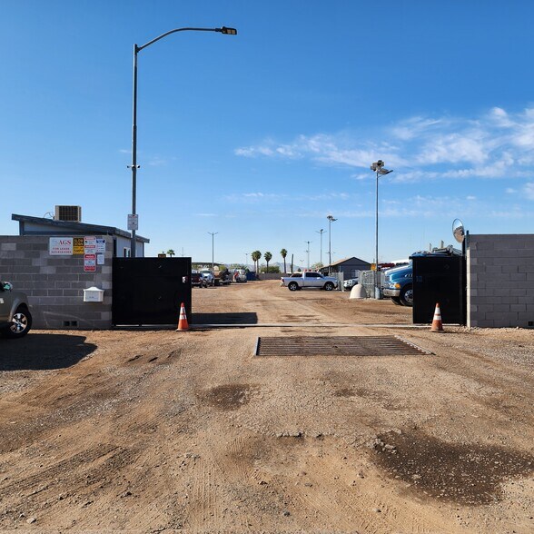 3201 W Lewis Ave, Phoenix, AZ à louer - Photo de l’immeuble – Image 3 sur 13