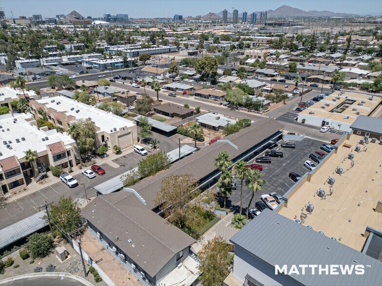 1827 E Lemon St, Tempe, AZ à vendre - Photo de l’immeuble – Image 2 sur 3