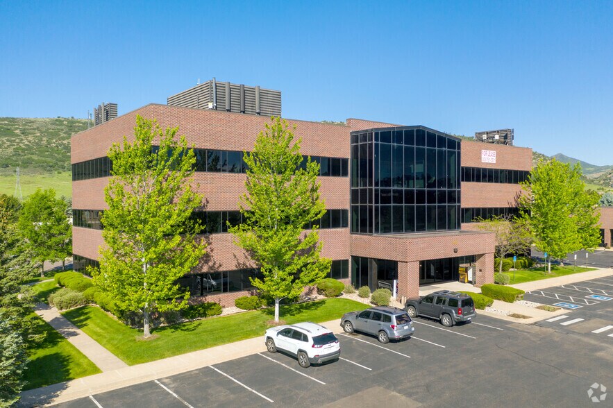 7991 Shaffer Pky, Littleton, CO à vendre - Photo de l’immeuble – Image 2 sur 11