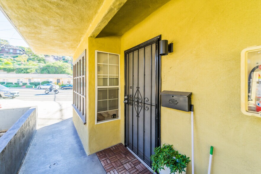3206-3216 Reynard Way, San Diego, CA à vendre - Photo de l’immeuble – Image 3 sur 21