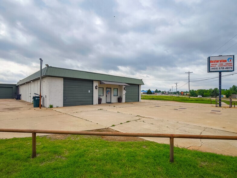 401 S Ranchwood Blvd, Yukon, OK à vendre - Photo de l’immeuble – Image 3 sur 63