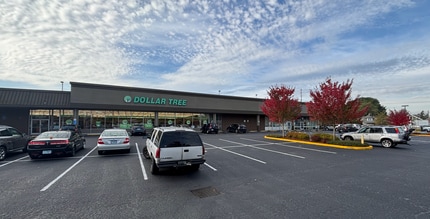 6828-6868 SE Foster Rd, Portland, OR à louer Photo de l’immeuble– Image 2 sur 5