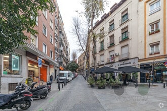 Local commercial dans Madrid, Madrid à louer Photo intérieure– Image 1 sur 21