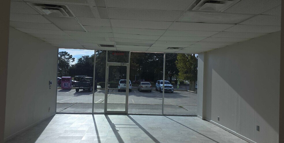 8650 N Houston Rosslyn Rd, Houston, TX à louer - Photo intérieure – Image 3 sur 7