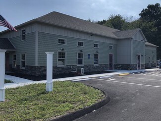 Plus de détails pour 13 N Main St, East Hampton, CT - Local d'activités à louer