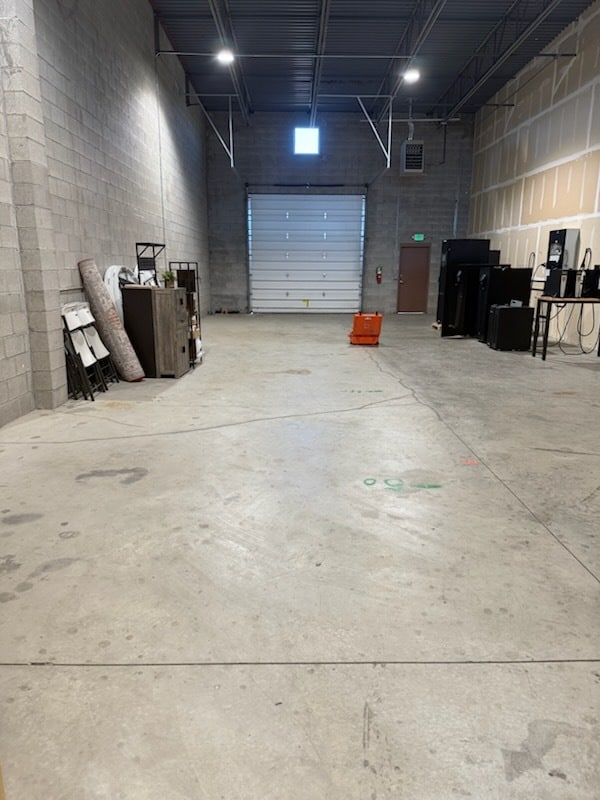 6784 S Airport Rd, West Jordan, UT à louer Photo intérieure– Image 1 sur 1