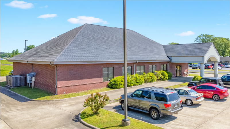 1590 Tanner St, Malvern, AR à vendre - Photo de l’immeuble – Image 3 sur 6