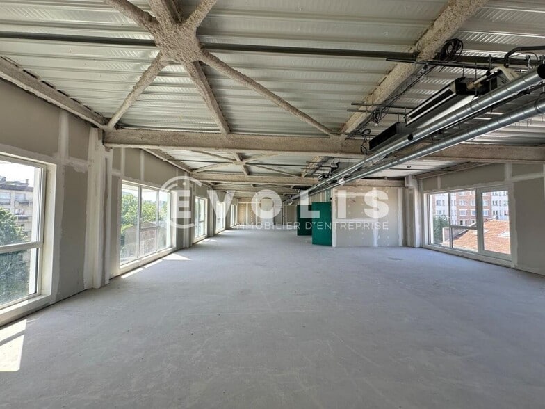 19-25 Rue De La Gare, Cachan à louer - Photo de l’immeuble – Image 2 sur 35