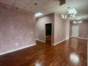 2908 Oak Lake Blvd, Charlotte, NC à louer Photo intérieure– Image 2 sur 11