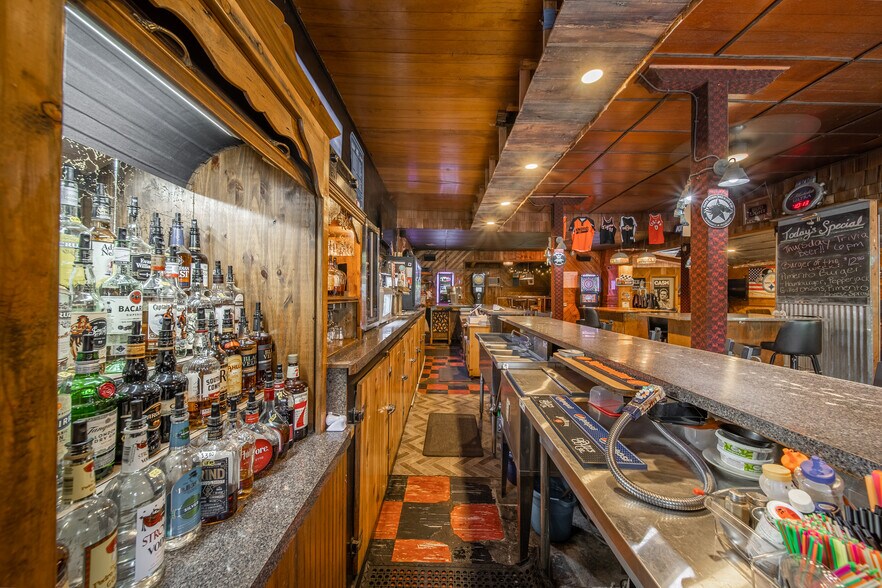 309 Main, Juliaetta, ID à vendre - Photo de l’immeuble – Image 2 sur 22