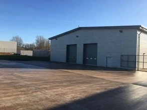 711 Cavendish Ave, Warrington à louer Photo de l’immeuble– Image 2 sur 4