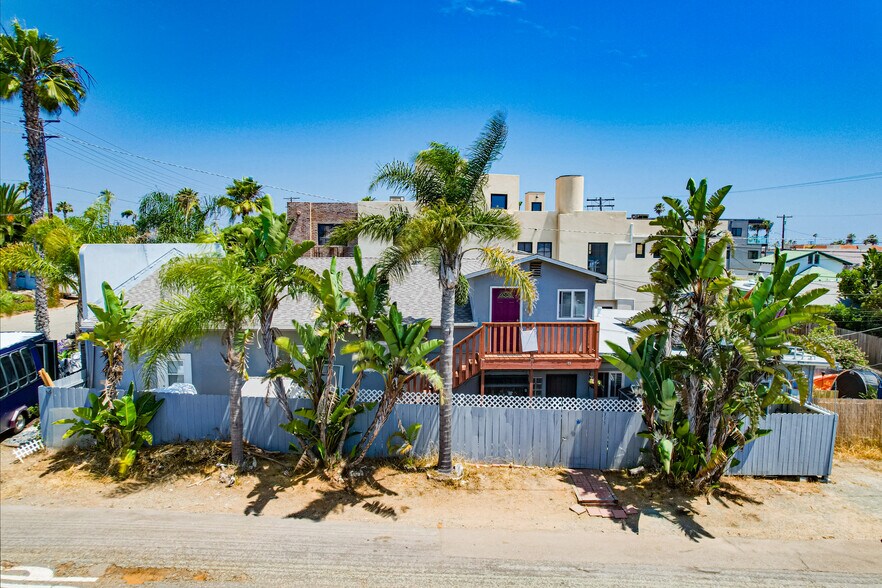 901 S Tremont St, Oceanside, CA à vendre - Photo de l’immeuble – Image 3 sur 9