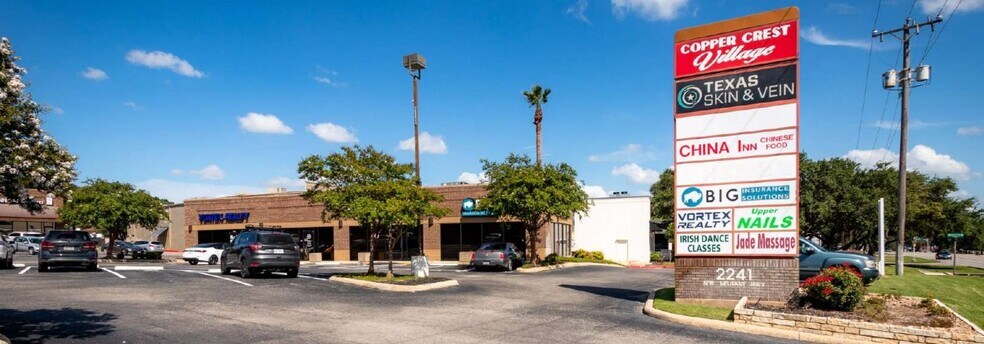 2241 NW Military Hwy, San Antonio, TX à louer - Photo de l’immeuble – Image 3 sur 6