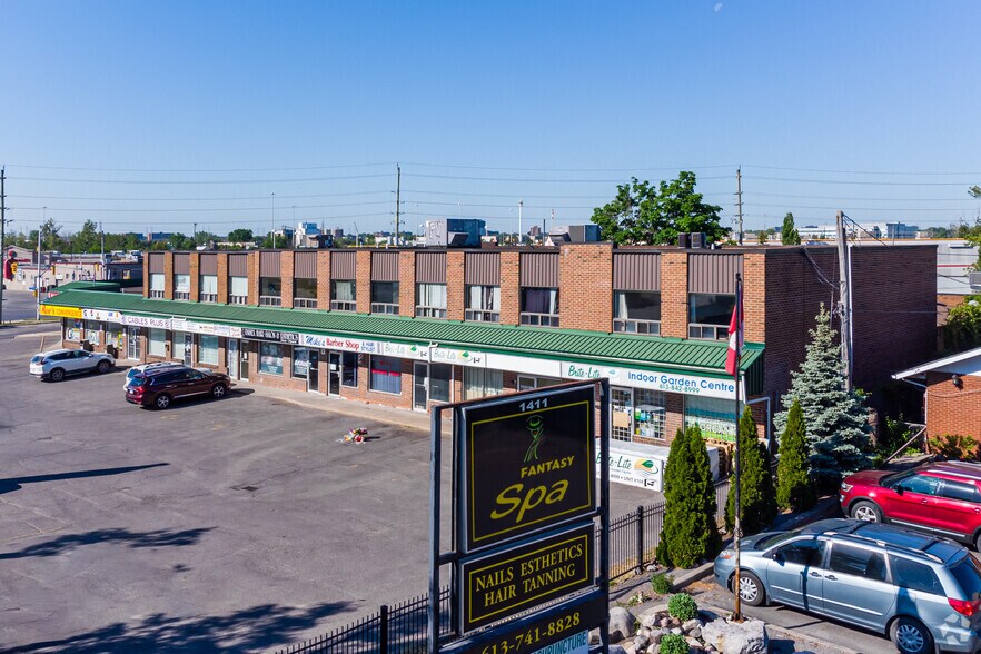 1663-1669 Cyrville Rd, Ottawa, ON à louer - Photo de l’immeuble – Image 2 sur 4