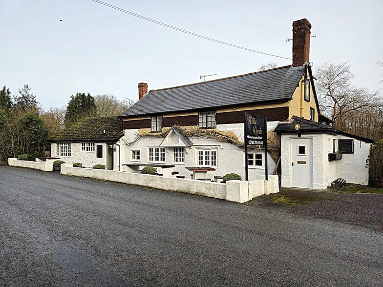 Burcombe Ln, Burcombe à louer - Photo de l’immeuble – Image 1 sur 1