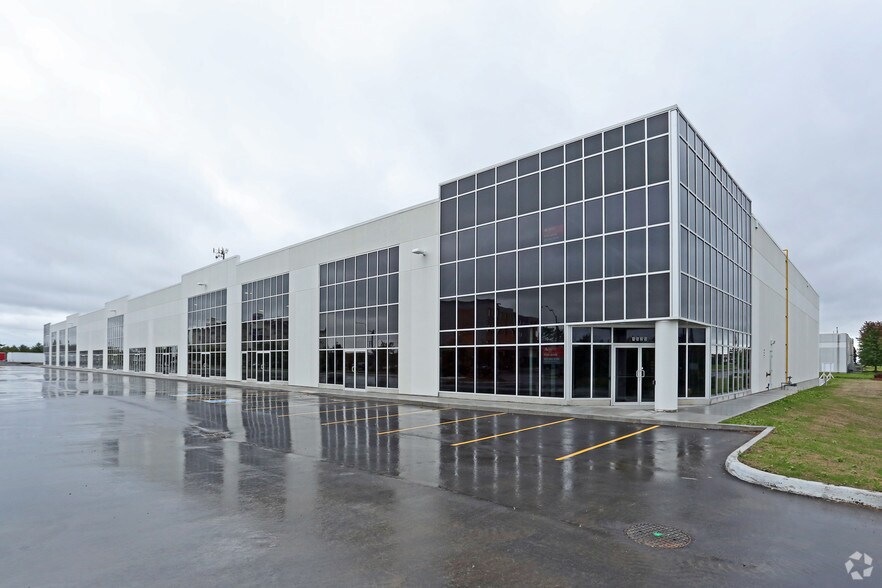 1525 Robinson Ct, Kingston, ON à louer - Photo principale – Image 1 sur 3