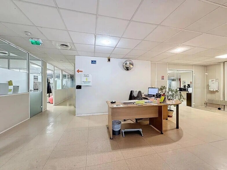 Local commercial dans Nice à vendre - Photo intérieure – Image 2 sur 10