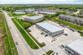 5820 NW Beaver Dr, Johnston, IA - VUE AÉRIENNE vue de carte - Image1