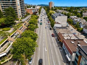 3701 Hastings St, Burnaby, BC - Vue aérienne  vue de carte - Image1