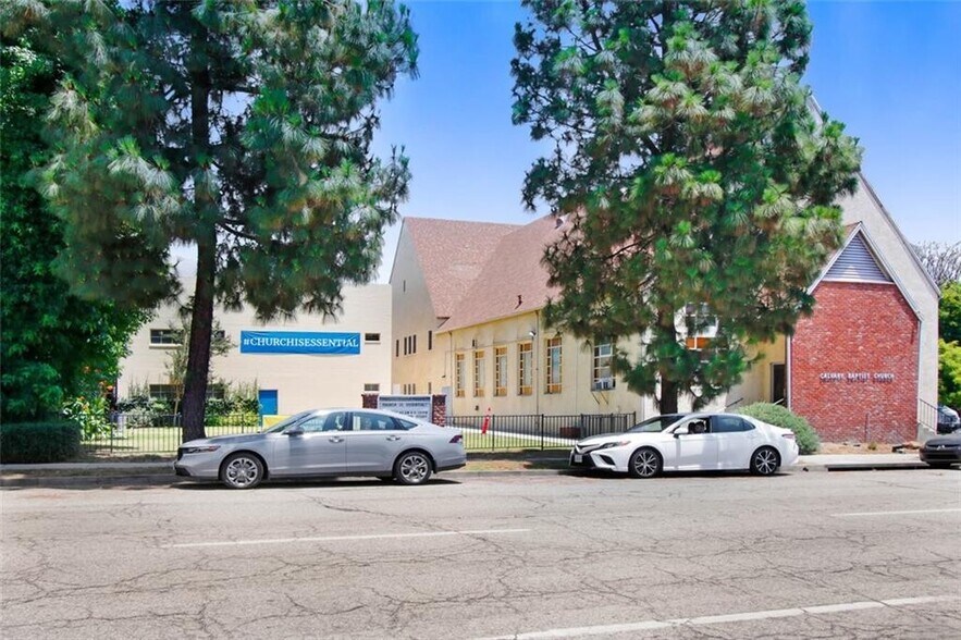 724 S Glenoaks Blvd, Burbank, CA à vendre - Photo de l’immeuble – Image 3 sur 46