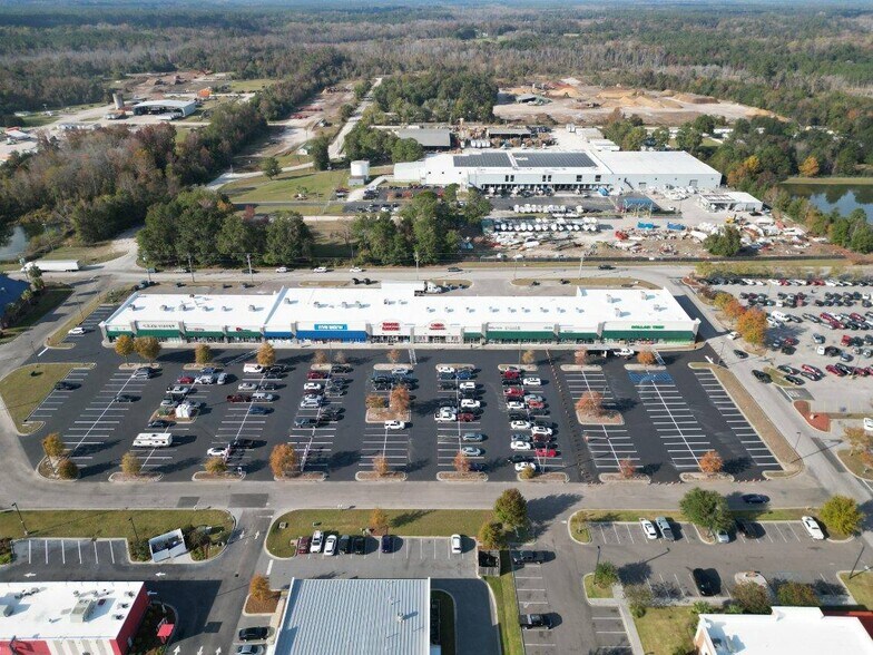 2052 Bells Hwy, Walterboro, SC à louer - Photo de l’immeuble – Image 2 sur 12