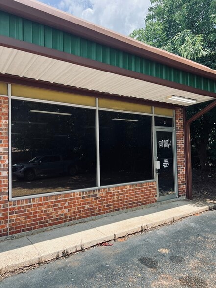 963 S Memorial Dr, Prattville, AL à louer - Photo de l’immeuble – Image 1 sur 12