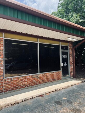Plus de détails pour 963 S Memorial Dr, Prattville, AL - Local commercial à louer