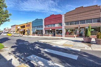 Plus de détails pour 830 SE Pioneer Way, Oak Harbor, WA - Local commercial à vendre