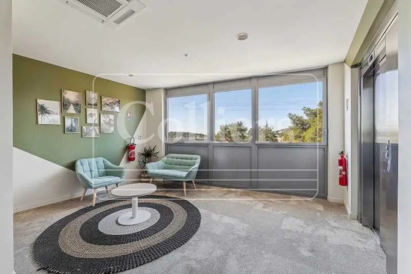 560 Avenue Du Club Hippique, Aix-en-Provence à louer - Photo de l’immeuble – Image 3 sur 21