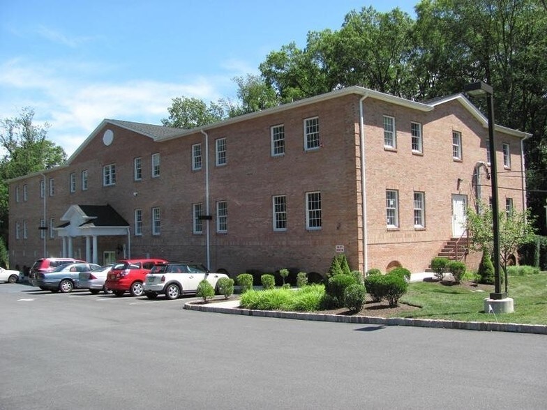 7 Industrial Rd, Pequannock, NJ à louer - Photo de l’immeuble – Image 2 sur 12